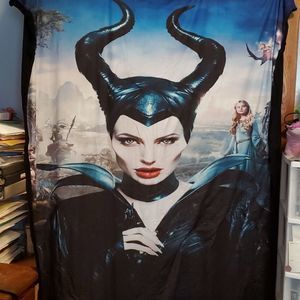 NEW MALEFICENT BLANKET